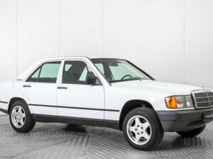 Bild 5/50 von Mercedes-Benz 190 D (1986)