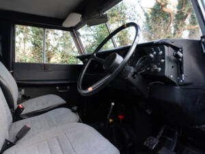 Bild 8/16 von Land Rover 88 (1982)