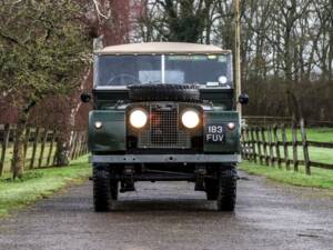 Image 6/27 of Land Rover 88 (1957)