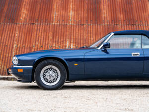 Image 13/38 of Jaguar XJS 4.0 (1995)