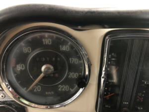 Image 22/25 of Mercedes-Benz 280 SL (1969)