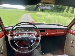 Image 24/24 of Volvo P 210 Duett (1962)