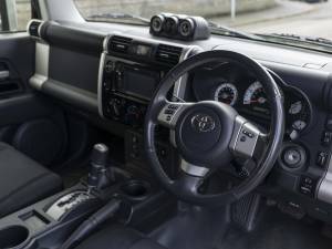 Image 17/34 de Toyota FJ Cruiser (2012)