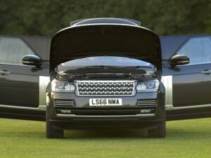 Bild 16/50 von Land Rover Range Rover Autobiography SDV8 (2017)