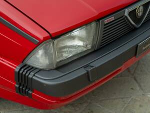 Bild 11/50 von Alfa Romeo 75 3.0 V6 America (1987)