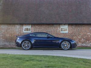 Imagen 29/50 de Aston Martin V12 Vantage S (2017)