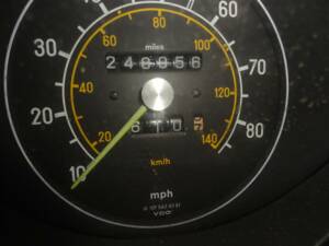 Image 27/50 of Mercedes-Benz 380 SL (1982)