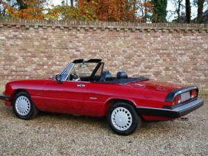 Bild 36/50 von Alfa Romeo 2.0 Spider (1988)