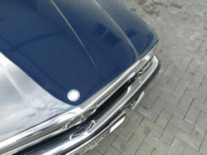 Image 22/26 of Mercedes-Benz 500 SL (1988)