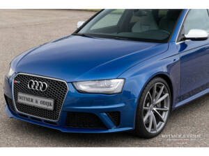 Image 11/32 of Audi RS4 Avant (2014)