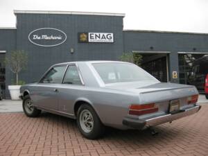 Image 2/18 of FIAT 130 Coupé (1971)