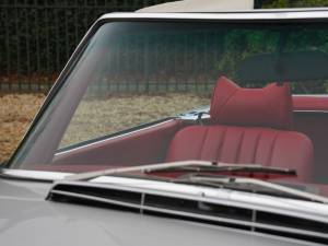 Image 26/50 of Mercedes-Benz 280 SL (1969)