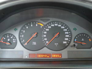 Imagen 46/50 de BMW 850CSi (1993)