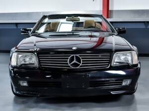 Imagen 3/7 de Mercedes-Benz 500 SL (1991)