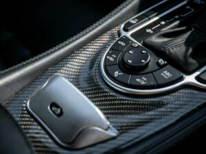 Imagen 18/47 de Mercedes-Benz SL 55 AMG (2007)