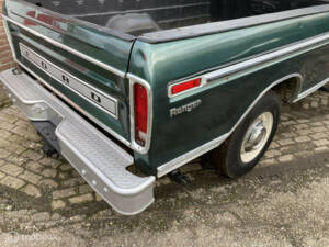 Bild 29/39 von Ford F-250 (1974)