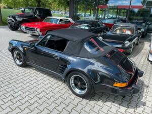 Image 3/20 of Porsche 911 Carrera 3.2 (WTL) (1989)