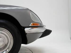 Image 12/15 of Citroën DS 23 IE (1974)