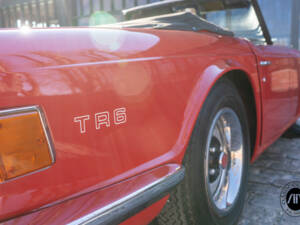 Image 21/31 of Triumph TR 6 PI (1970)