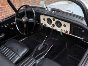 Image 15/91 of Jaguar XK 150 OTS (1958)