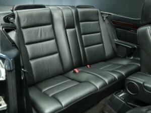 Immagine 20/30 di Mercedes-Benz E 320 (1997)