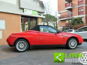 Image 7/10 of Alfa Romeo Spider 2.0 Twin Spark 16V (1995)