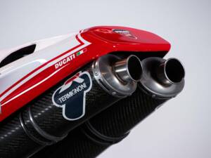 Immagine 8/50 di Ducati DUMMY (1999)