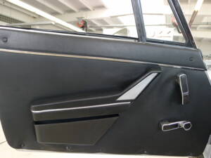 Bild 2/32 von Alfa Romeo 2000 Spider Veloce (1981)