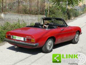 Image 6/10 of Alfa Romeo Spider 1300 (1974)