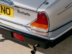 Imagen 16/50 de Daimler Double Six (1992)