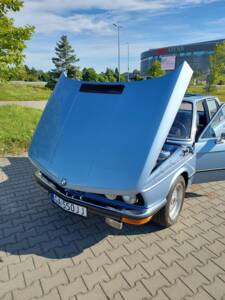 Bild 10/15 von BMW 520 (1975)