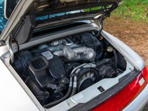 Imagen 22/50 de Porsche 911 Carrera (1996)