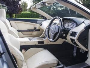 Bild 7/30 von Aston Martin DB 9 Volante (2006)