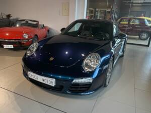 Image 2/43 of Porsche 911 Carrera 4 (2010)