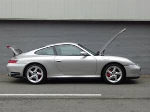 Bild 83/100 von Porsche 911 Carrera 4S (2002)