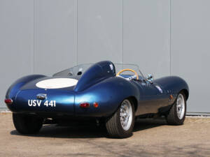 Image 43/60 of Jaguar D-Type (1967)