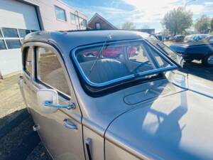 Image 13/50 of Peugeot 402 B (1938)