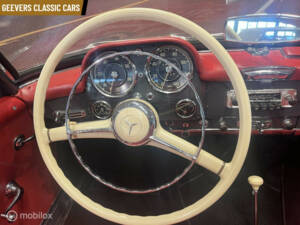 Image 48/50 of Mercedes-Benz 190 SL (1961)