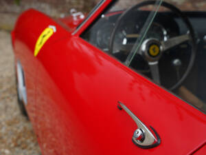 Image 18/50 of Ferrari 250 GT Ellena (1957)