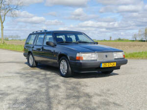 Image 9/38 of Volvo 940 2.3i (1991)