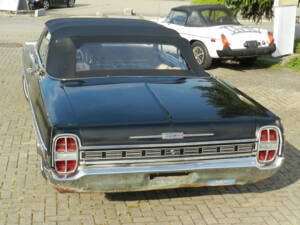 Image 19/64 de Ford Galaxie 500 XL (1968)