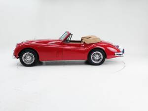 Imagen 8/15 de Jaguar XK 140 DHC (1957)