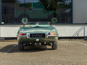 Afbeelding 5/33 van Jaguar E-Type 4.2 (1967)