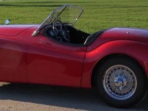 Image 4/50 of Jaguar XK 140 SE OTS (1955)