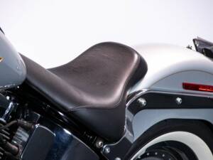 Imagen 34/50 de Harley-Davidson DUMMY (2005)