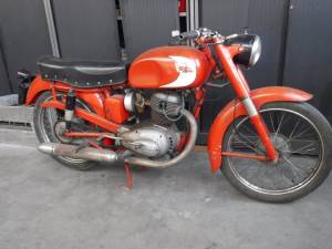 Image 2/16 of Moto Morini DUMMY (1958)