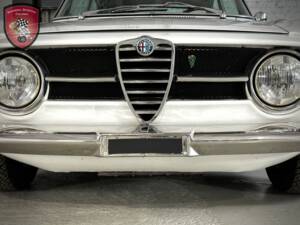 Immagine 20/53 di Alfa Romeo Giulia GT 1300 Junior (1970)