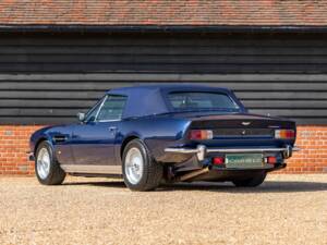 Image 4/50 of Aston Martin V8 EFi Volante (1987)