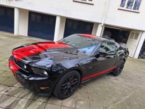 Immagine 1/6 di Ford Mustang Shelby GT 500 (2010)