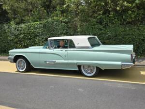 Image 2/5 of Ford Thunderbird (1959)